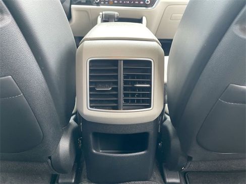 Used 2023 Kia Sportage EX image 21