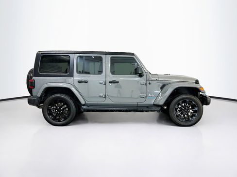 Used 2023 Jeep Wrangler Sahara w/ Cold Weather Group image 10