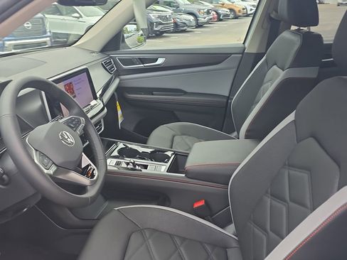 New 2026 Volkswagen Atlas Peak Edition AWD/4WD image 20