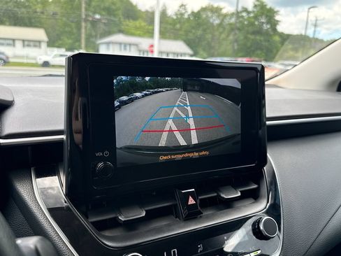 Used 2023 Toyota Corolla LE FWD image 22