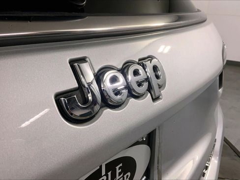 Used 2025 Jeep Compass Limited AWD/4WD image 29