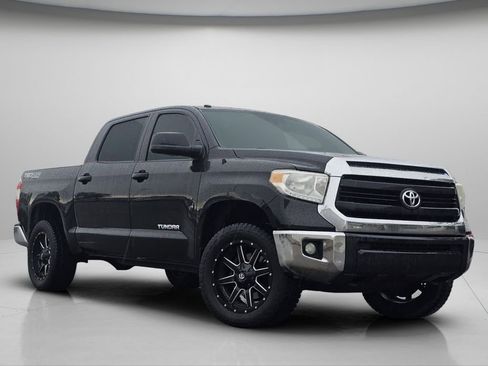 Used 2015 Toyota Tundra SR5 w/ TRD Off Road Package AWD/4WD image 2