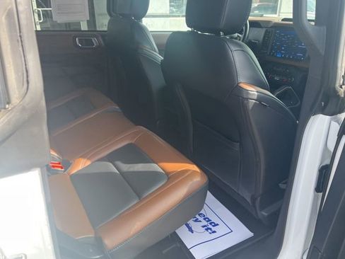 Used 2024 Ford Bronco Outer Banks image 46