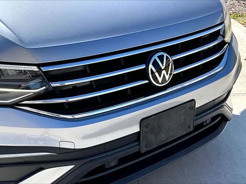 Used 2023 Volkswagen Tiguan S FWD image 60