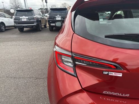 Used 2019 Toyota Corolla SE image 9