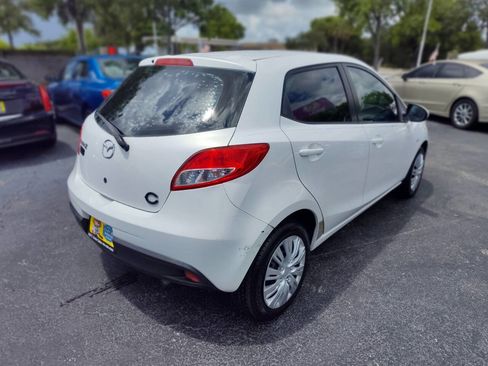 Used 2011 MAZDA MAZDA2 Sport image 5