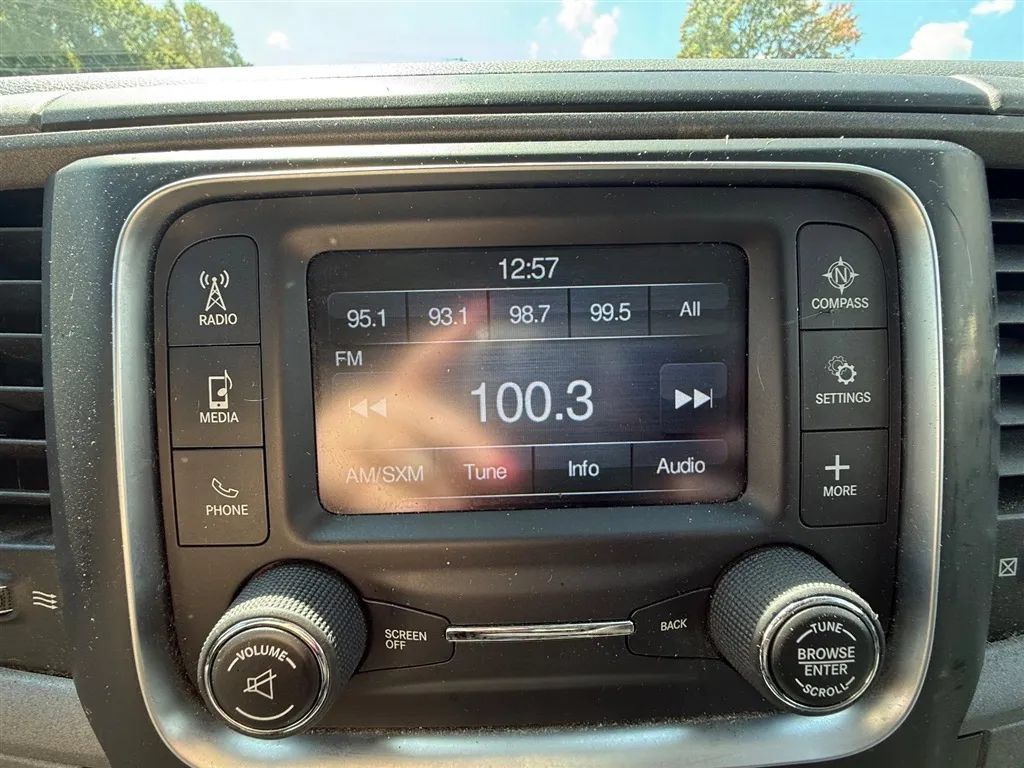 Used 2016 RAM 1500 Express AWD/4WD image 14