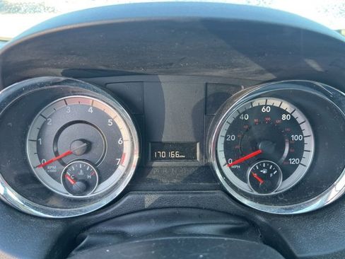 Used 2016 Dodge Grand Caravan American Value Package image 6