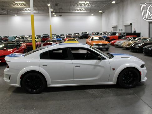 Used 2023 Dodge Charger SRT Hellcat image 32