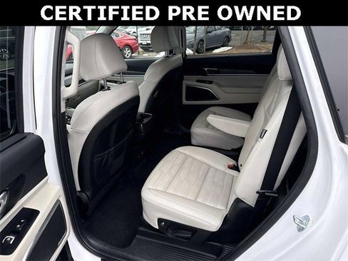 Used 2024 Kia Telluride SX Prestige image 17