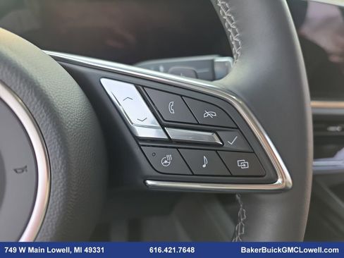 Used 2025 Buick Envision Avenir image 18