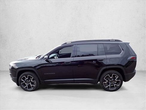Used 2026 Jeep Cherokee Overland w/ Trailer Tow Group AWD/4WD image 2