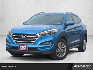 Used 2017 Hyundai Tucson SE video 1