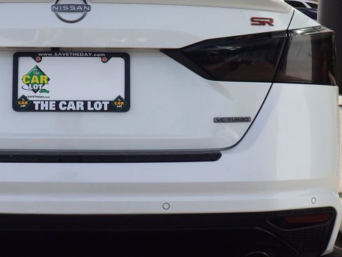 Used 2023 Nissan Altima 2.0 SR image 20