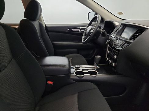Used 2019 Nissan Pathfinder S AWD/4WD image 21
