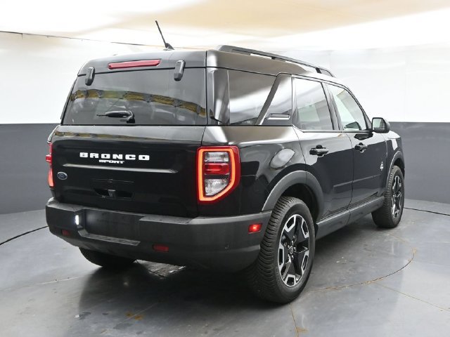Used 2021 Ford Bronco Sport Outer Banks w/ Outer Banks Package (96D) AWD/4WD image 5