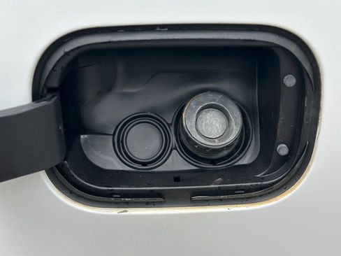 Used 2020 Chevrolet Silverado 2500 W/T w/ WT Convenience Package image 23