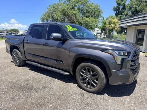 Used 2022 Toyota Tundra Platinum RWD image 3