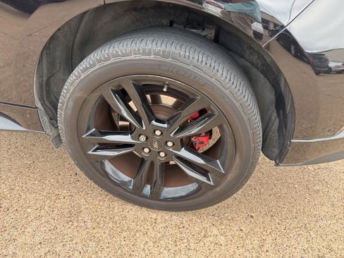 Used 2019 Ford Edge ST w/ Equipment Group 401A image 10