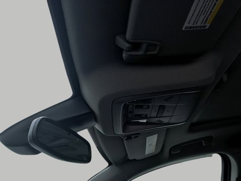 Certified 2022 GMC Acadia AT4 w/ Trailering Package image 18