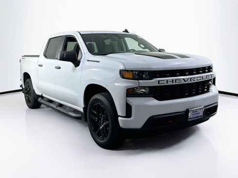Used 2022 Chevrolet Silverado 1500 Custom w/ Rally Edition image 3