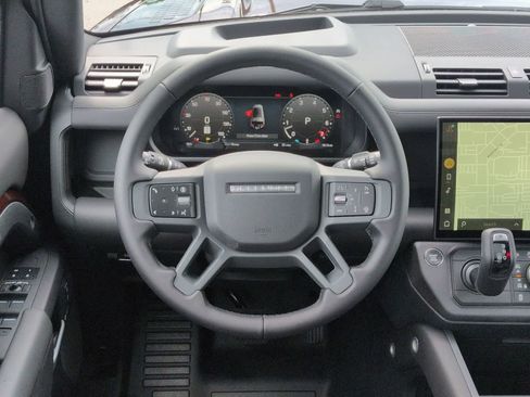 New 2026 Land Rover Defender 130 X-Dynamic SE AWD/4WD image 24