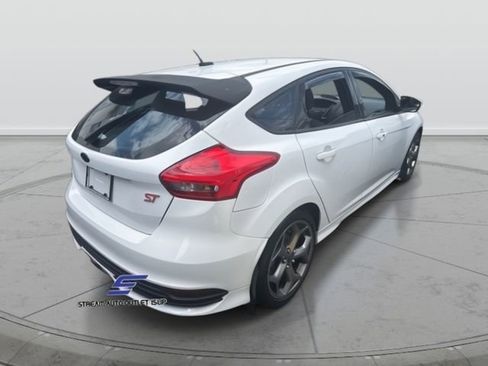Used 2015 Ford Focus ST FWD image 7