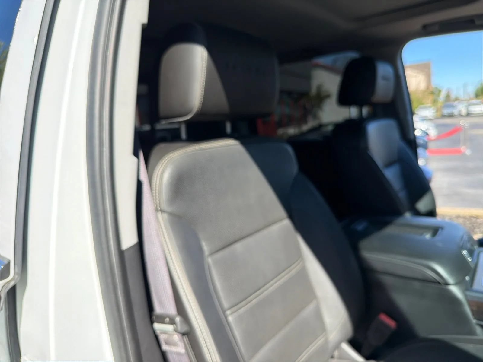 Used 2016 GMC Sierra 2500 Denali w/ Duramax Plus Package AWD/4WD image 37