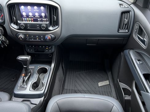 Used 2019 Chevrolet Colorado Z71 image 31