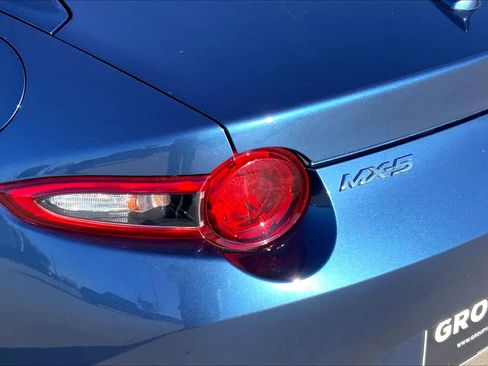 Used 2019 MAZDA MX-5 Miata RF Grand Touring image 23