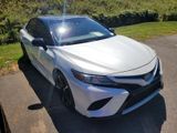 Used 2018 Toyota Camry XSE image 3