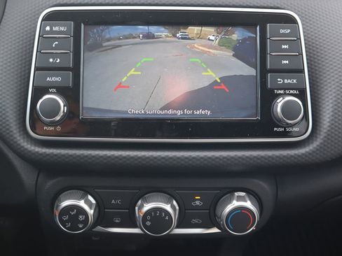 New 2025 Nissan Kicks Play S image 14