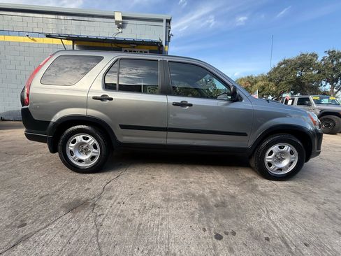 Used 2006 Honda CR-V LX image 8