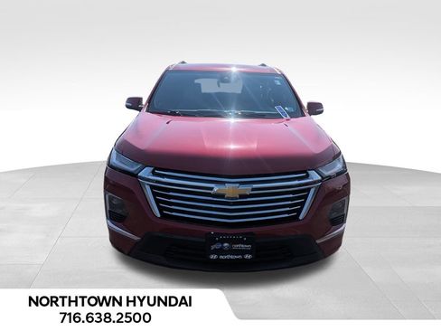 Used 2023 Chevrolet Traverse Premier w/ LPO, Floor Liner Package AWD/4WD image 10