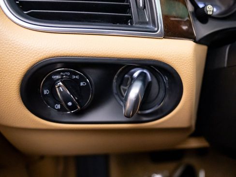 Used 2015 Porsche Macan S image 21