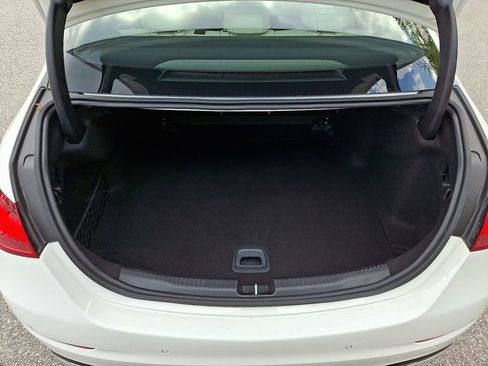 Used 2023 Mercedes-Benz C 300 4MATIC Sedan image 30