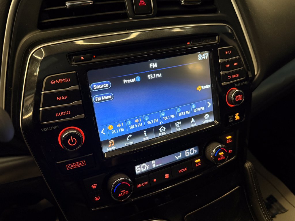 Used 2017 Nissan Maxima SR w/ Midnight Edition FWD image 13