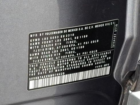 Used 2022 Volkswagen Tiguan SE R-Line AWD/4WD image 27