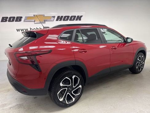 New 2026 Chevrolet Trax RS image 5