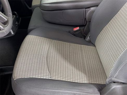 Used 2012 RAM 1500 Express image 18