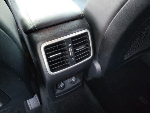 Used 2019 Kia Sportage EX FWD image 16