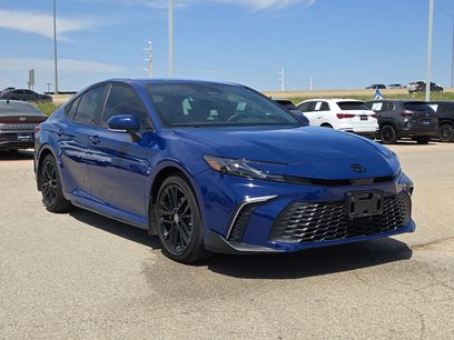 Used 2026 Toyota Camry SE w/ Convenience Package