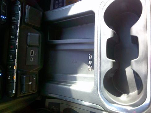 Used 2020 GMC Sierra 1500 AT4 w/ AT4 Premium Package image 16