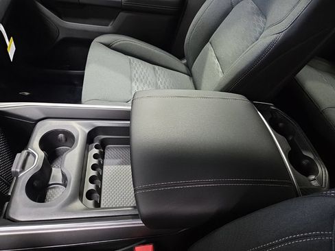 New 2026 RAM 1500 Big Horn AWD/4WD image 24