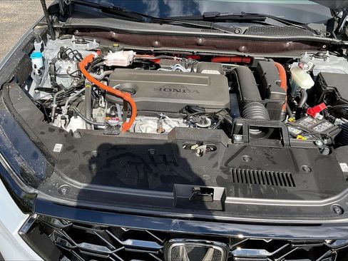 Used 2026 Honda CR-V Sport Touring image 30