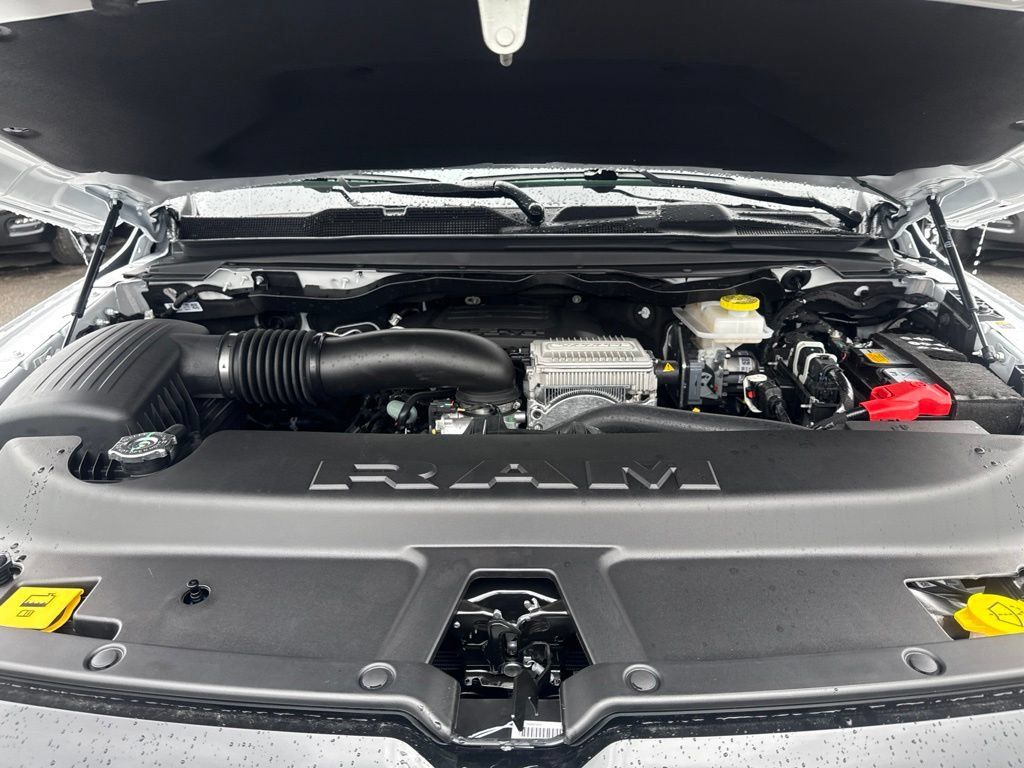 New 2027 RAM 1500 Laramie AWD/4WD image 31