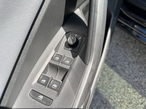 New 2025 Volkswagen Jetta SEL image 14