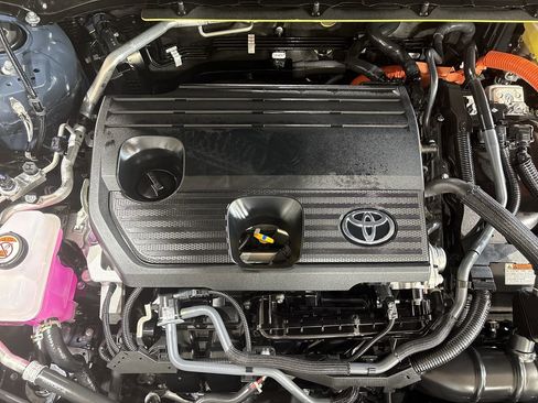 Certified 2026 Toyota Crown AWD/4WD image 26