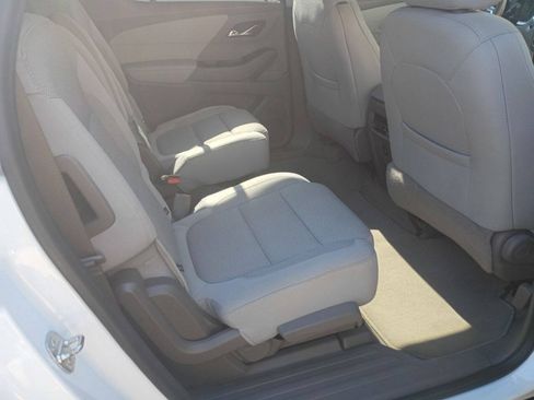 Used 2018 Chevrolet Traverse LT AWD/4WD image 19