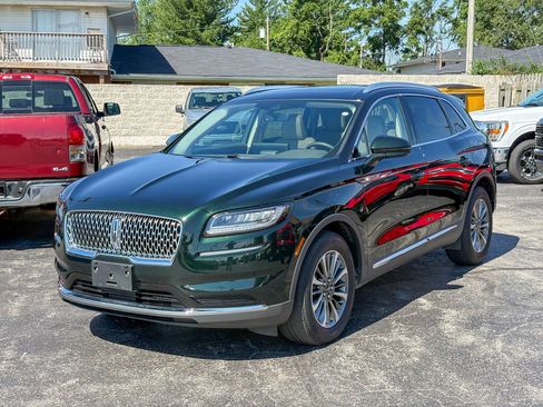Used 2021 Lincoln Nautilus Reserve FWD image 4